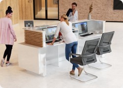 Nowoczesna lada recepcyjna