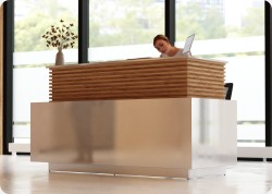 Nowoczesna lada recepcyjna