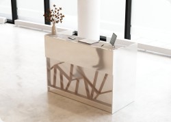 Nowoczesna lada recepcyjna