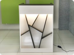 Nowoczesna lada recepcyjna