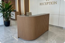 St&oacute;� konferencyjny zouk