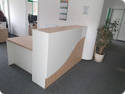 Lada z lamelami R163