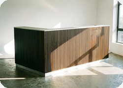 Realizacja recepcja z lamelami