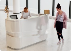 Lada recepcyjna R216