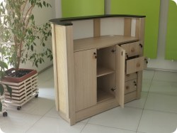 Lada recepcyjna lakierowana