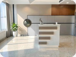 Recepcja z pod�wietleniem LED