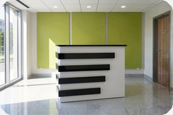 Recepcja z pod�wietleniem LED