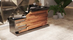 Lada recepcyjna z drewnianymy dekorami