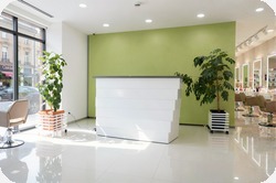 Pi�kna recepcja do salonu beauty