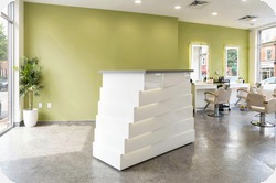 Pi�kna recepcja do salonu beauty
