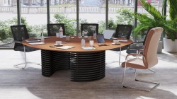 St&oacute;� Konferencyjny Da Vinci