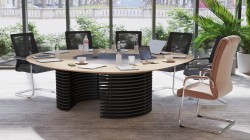 St&oacute;� Konferencyjny Da Vinci