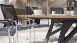 Mentor st&oacute;� konferencyjny