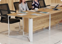 St� konferencyjny brainstorm