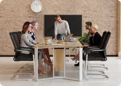 St� konferencyjny brainstorm