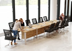 St� konferencyjny brainstorm