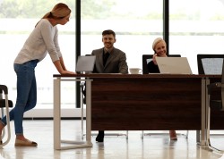 St� konferencyjny brainstorm