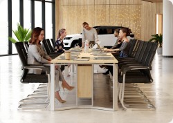 St� konferencyjny brainstorm