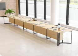 St� konferencyjny brainstorm