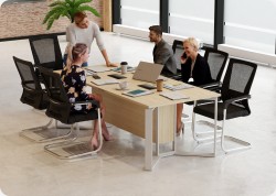 St� konferencyjny brainstorm