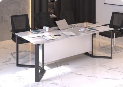 St� konferencyjny brainstorm