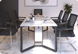 St� konferencyjny brainstorm