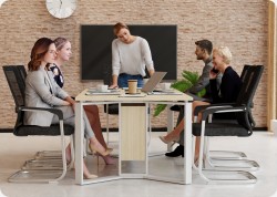 St� konferencyjny brainstorm