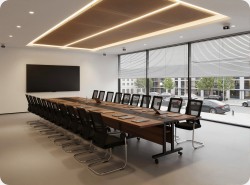 St&oacute;� konferencyjny brainstorm