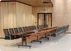St&oacute;� konferencyjny brainstorm