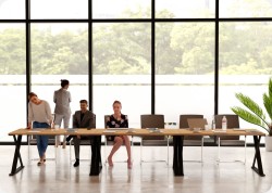 Sto konferencyjny Horizon