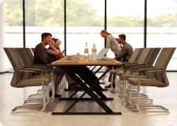 Sto konferencyjny Horizon