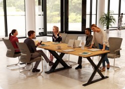 Sto konferencyjny Horizon