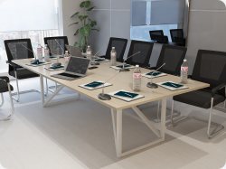 Karmaniola stó konferencyjny