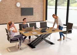 Stó konferencyjny lambada