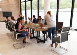 St� konferencyjny Swing