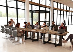 St� konferencyjny Swing