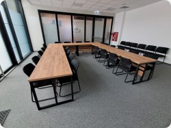 Stó konferencyjny  Twist C