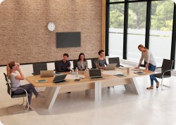 Stó konferencyjny lambada