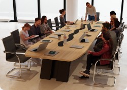 Stó konferencyjny Zen