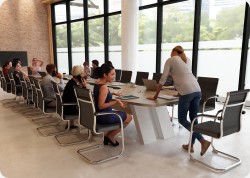 Stó konferencyjny Zen