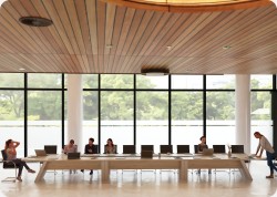 Stó konferencyjny Zen