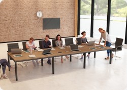 Stó konferencyjny Zumba
