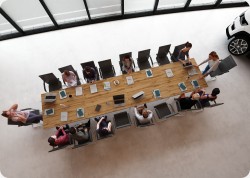 Stó konferencyjny Zumba